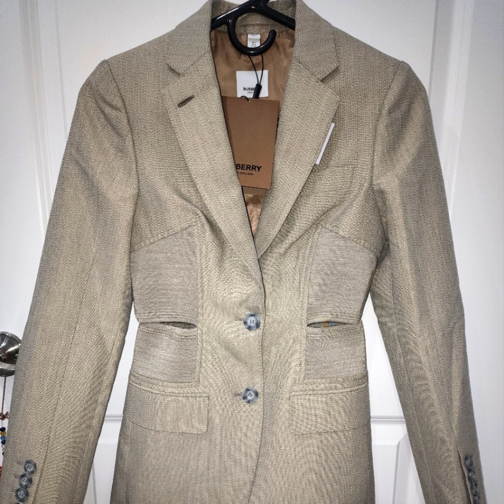 Woman's Burberry London Blazer with size slits size 0